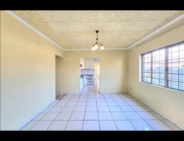 4 BEDROOM HOUSE FOR SALE IN ARBORETUM